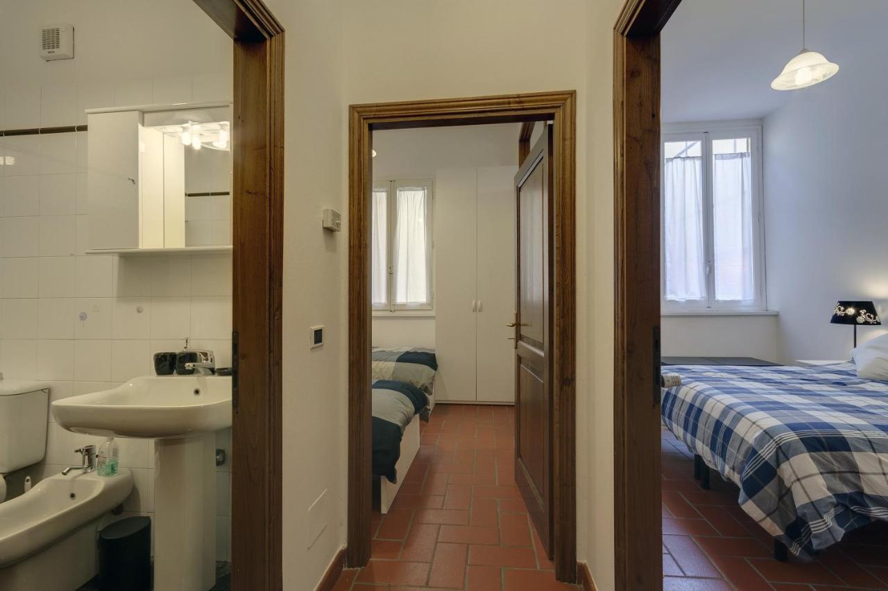 Oche Florença Quarto foto
